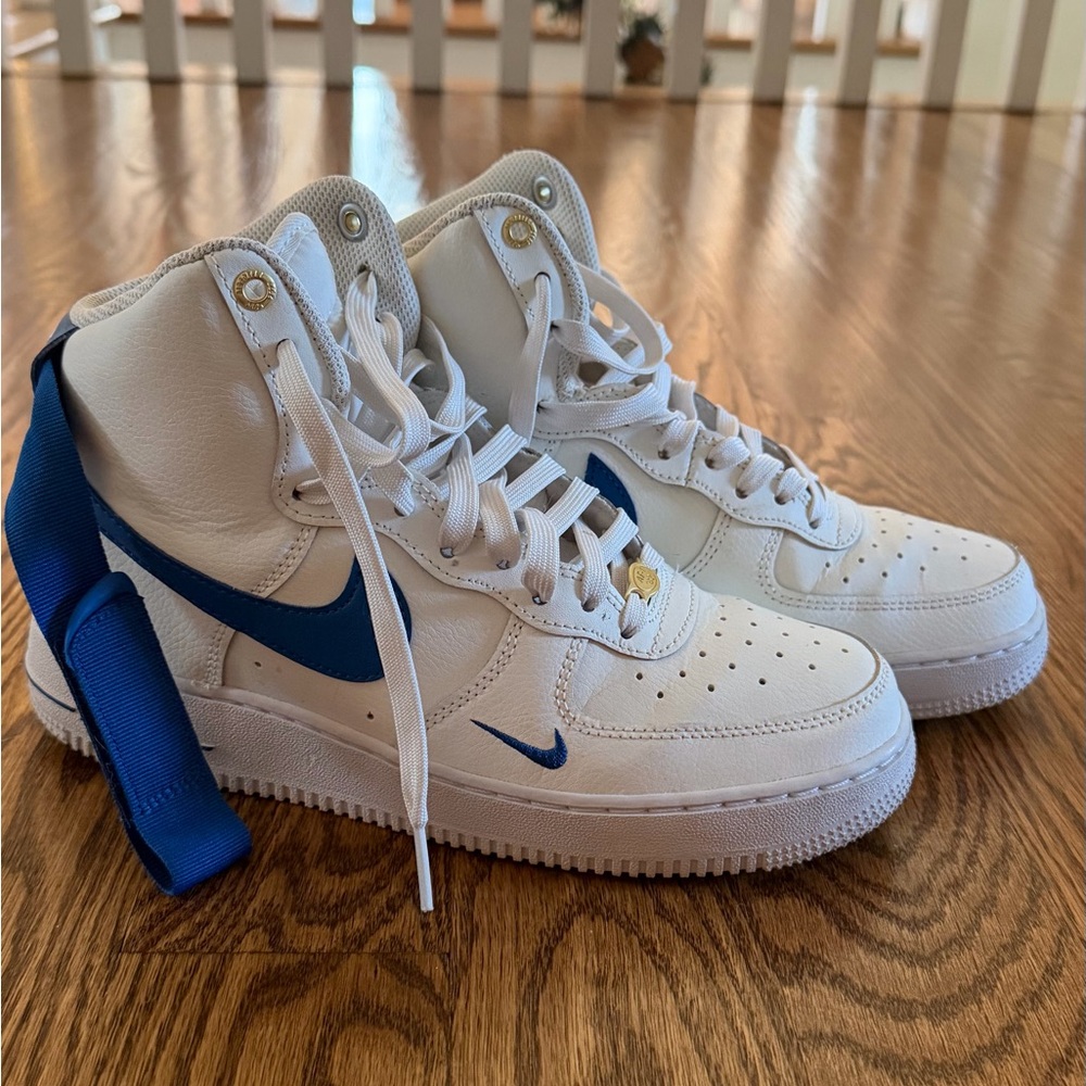Nike White and Blue High-Tops